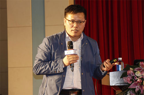 服務(wù)營(yíng)銷(xiāo)專(zhuān)家、世紀(jì)縱橫穿創(chuàng)始人薛建林博士講服務(wù)營(yíng)銷(xiāo)